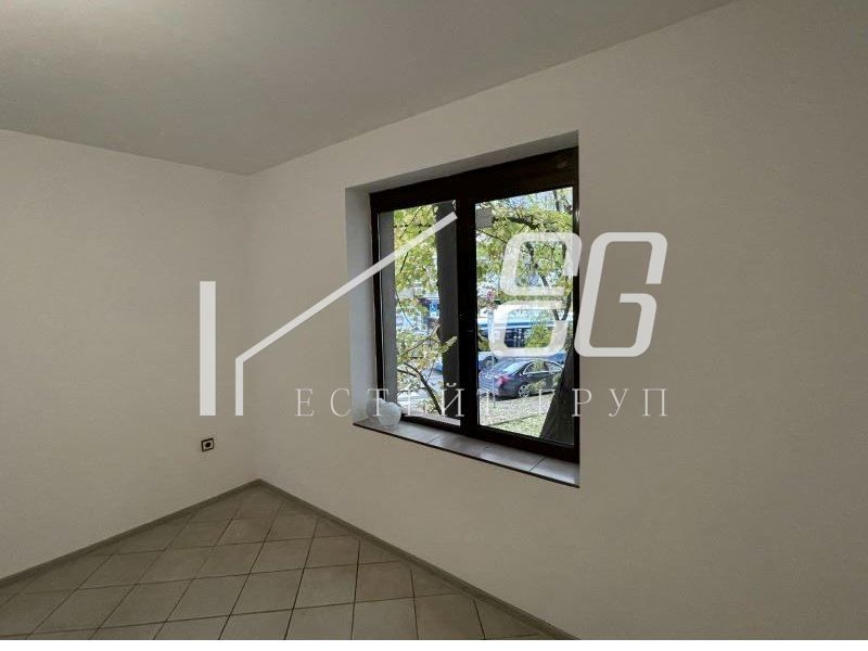 Офис в Варна-Център площ 100 цена 1000