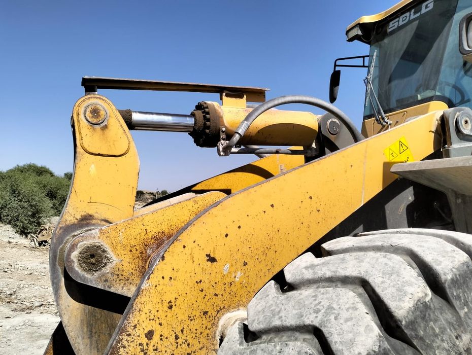 Продам погрузчик 3 кубовый