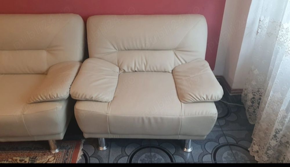 Set de 3 canapele stare impecabilă