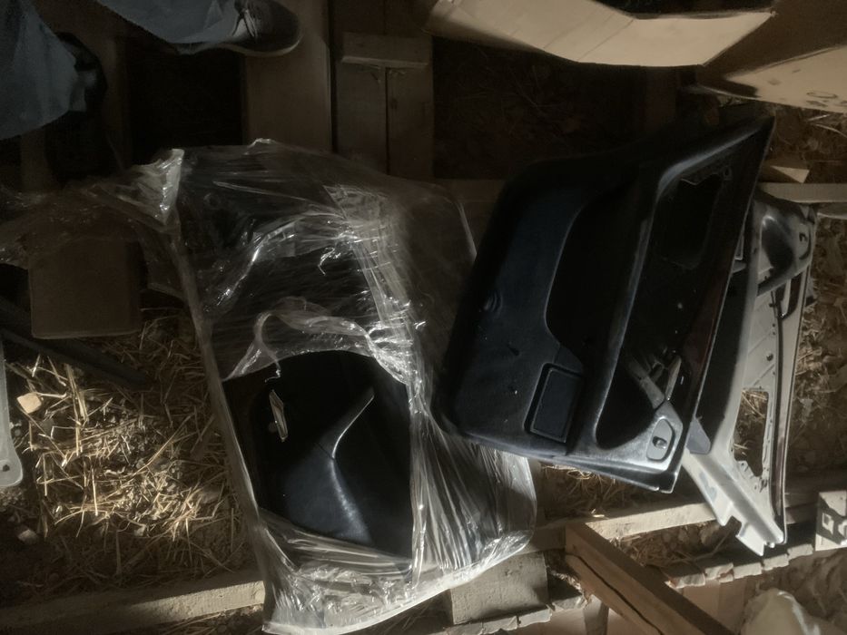 Продам общивки для дверей 4шт w210