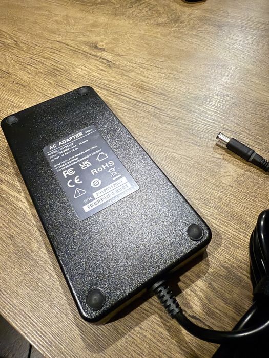 Зарядно за лаптоп DELL 240W 12.3A