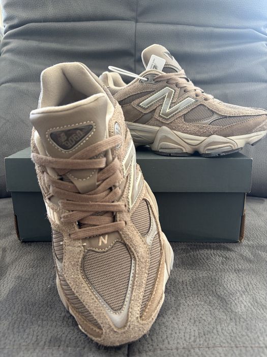 New Balance маратонки 90 /60  40 номер