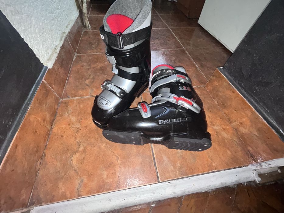 Clapari Noi Dalbello marimea 41