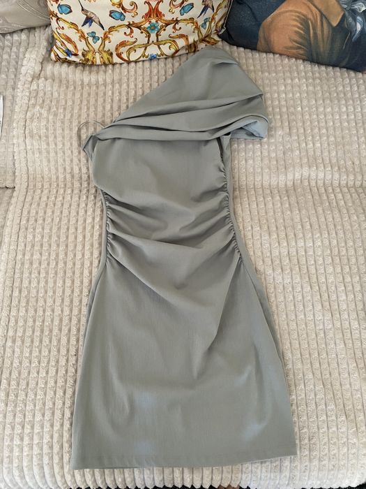 Млечно зелена къса рокля - ново