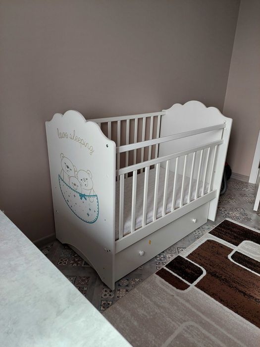 Продам детскую кроватку