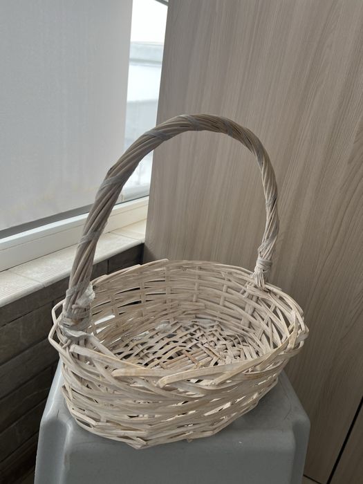 Продам корзину декоративную