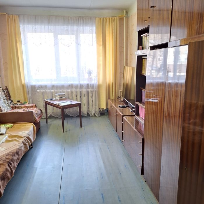 Продам 3хком квартиру район Бэста.