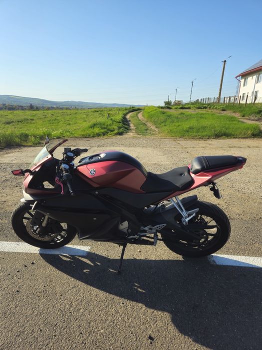 Vand Motocicleta Yamaha YZF-R125, anul 2014 (nu KTM, MT, KAWASAKI)