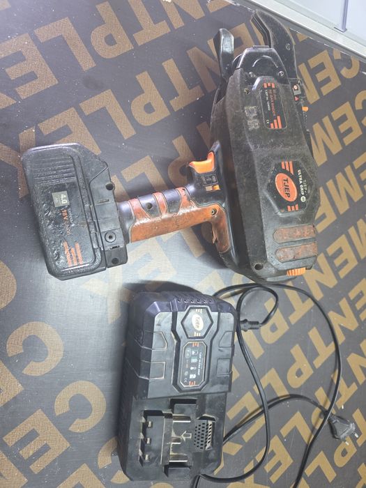 Pistol legat fier TJEP 40