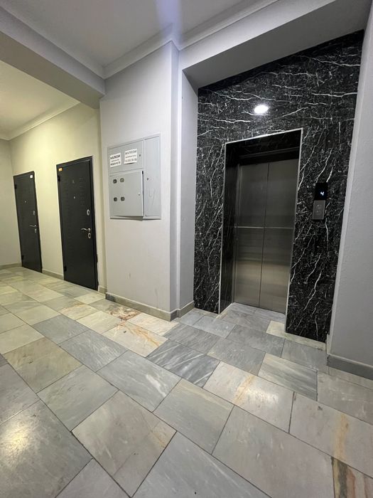 Massiv FERUZA. ECO bazar protiv.