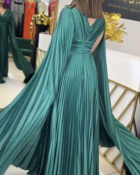 Продам шикарное платье