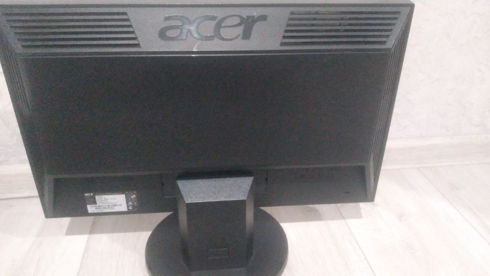 монитор  18.5 дюйм  Acer V193HQV