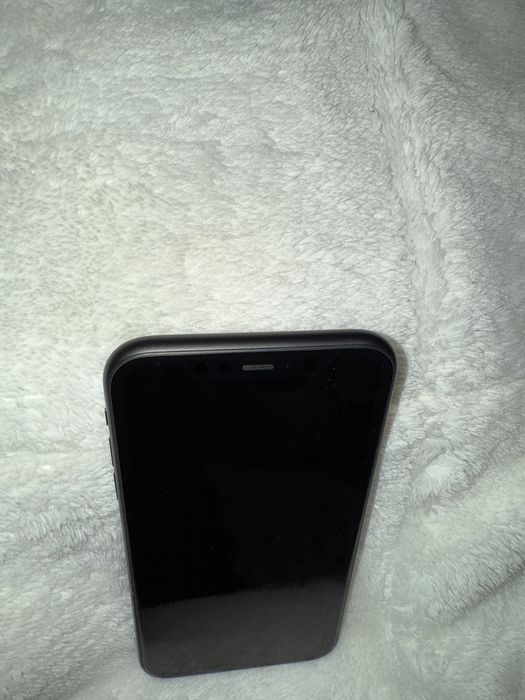 Vand Iphone 11, 64 gb