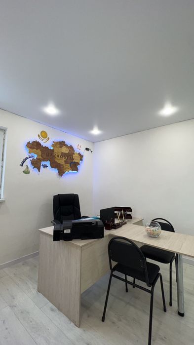 Деревянные карты – уникальный элемент декора для любителей путешествий