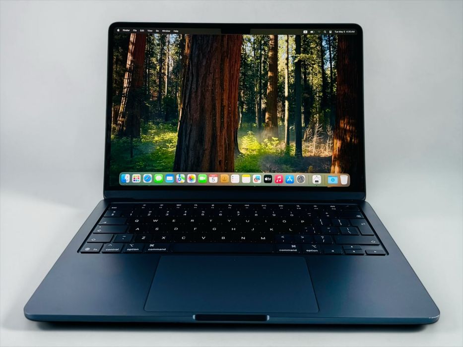 Лаптоп Apple MacBook Air 13" M4 10C/10G 24RAM 512SSD Midnight 100% Батерия! Гаранция!