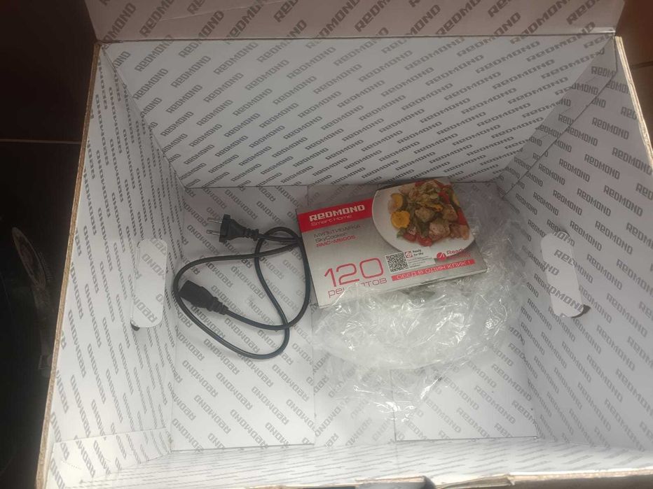 Продается мультиварка