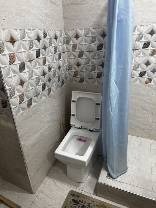 Сдаётся в аренду Ц 5 Алайский базар 2/9/9 центр Монумент мужества