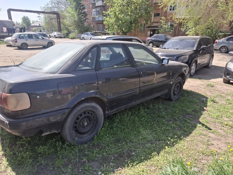 Продам Ауди б4 на ходу