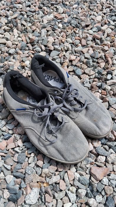 Продам мужскую обувь