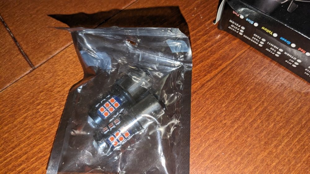 Лед крушки за стопове 15 smd 6500k