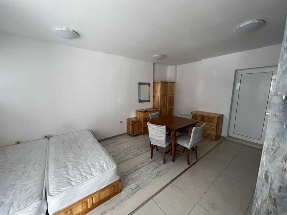 Дава се под наем Едностаен апартамент в Пловдив, Кършияка - 35 кв.м за 175 € - Снимка #4