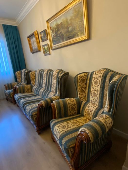 Диван с две кресла