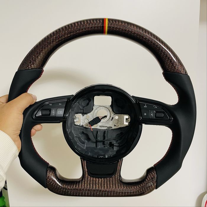 Volan carbon Audi A3 A4 A5 S3 S4 S5 TT R8