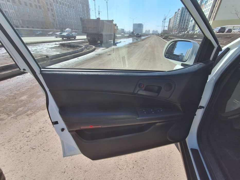 Продам внедорожник.пробег 83000.или обмен .
