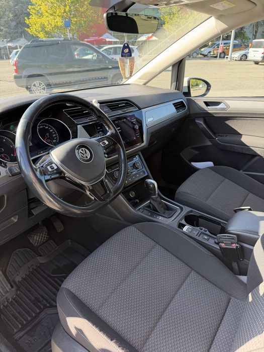 VOLKSWAGEN Touran 2018 — imagine 5