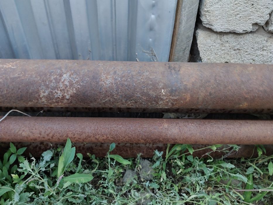 Продам трубы и уголки  разные