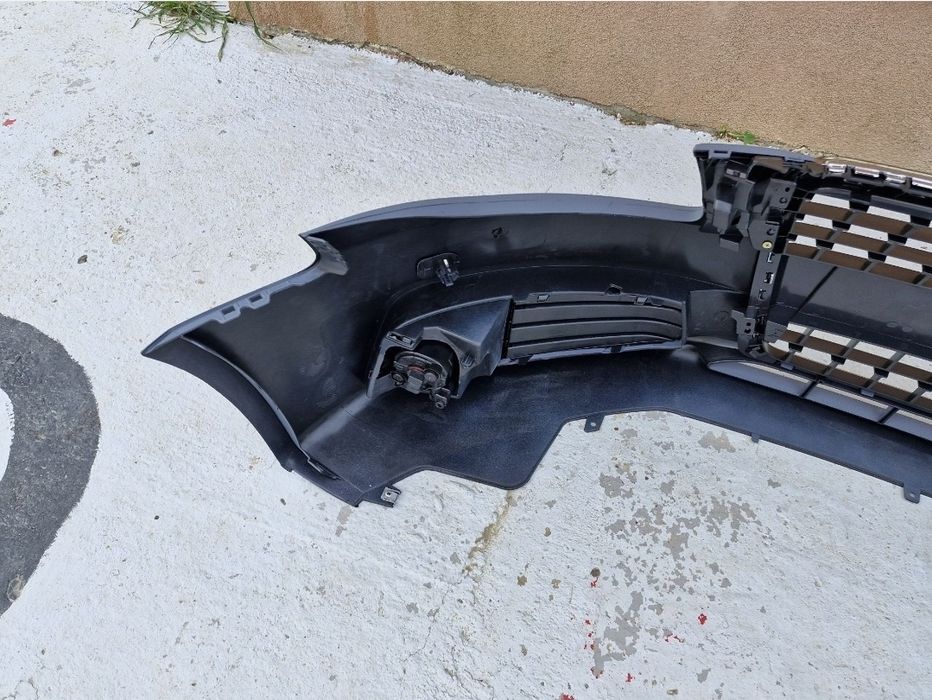 Bara fata Audi A4 B8 cu senzori parcare 2008-2012