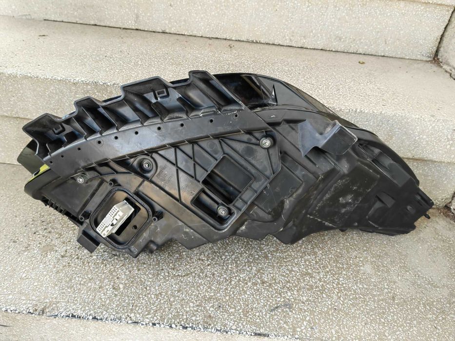 Фар Tesla 3Y LED ляв / Фар Tesla Model 3/Y / Фар Тесла 3 Оригинален