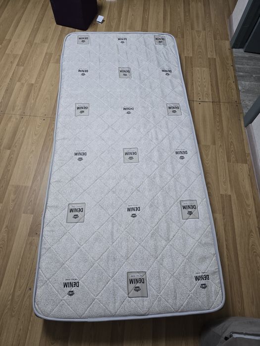 Продам матрас 90×200см