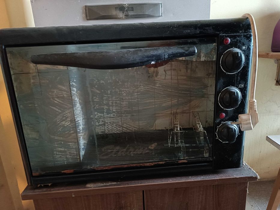 Фурна с индукционно котлони