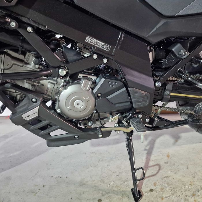 Motocicleta Suzuki V-Strom 650 ABS | S03004 | motomus.ro
