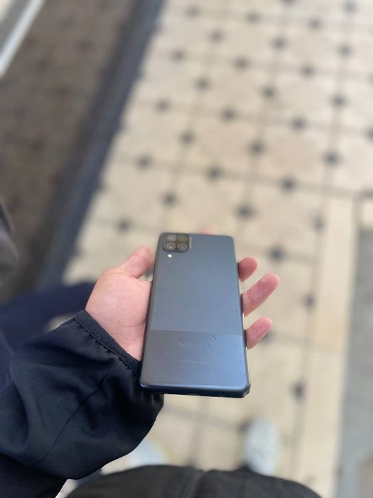 Самсунг а12 идеал