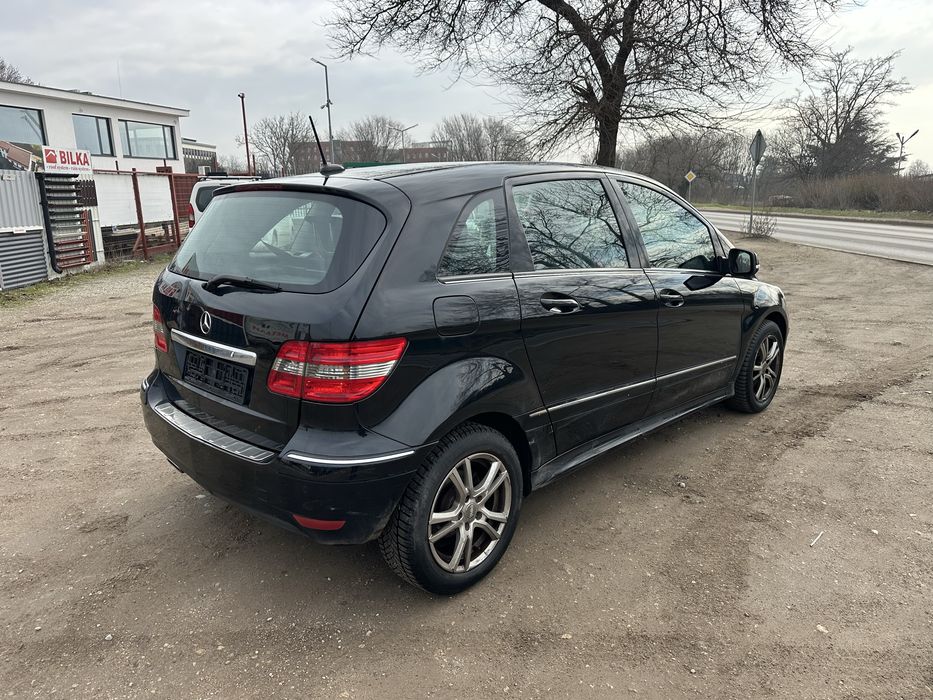 Задна броня комплект за Мерцедес B classe w245 facelift!!!