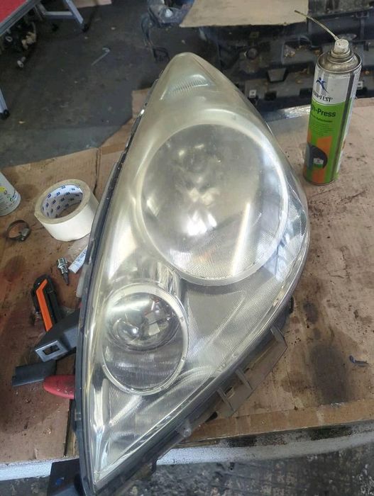 Продам фары на Ниссан ноут рестайлинг