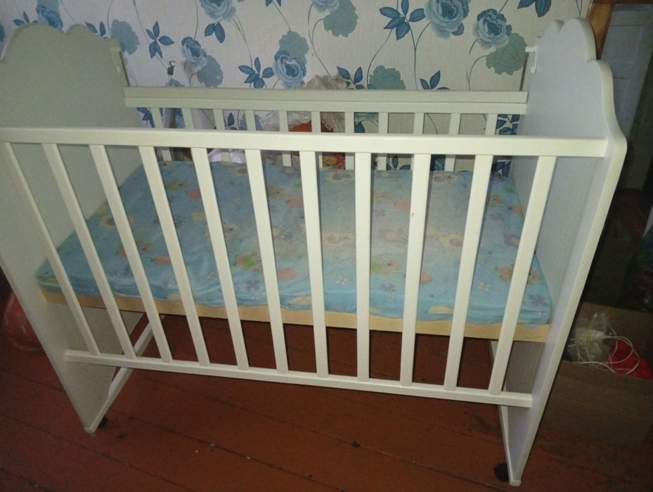 Кроватка детская