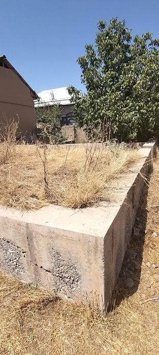 Yer uchastkasi sotiladi shinam joy