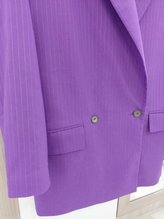 Женский двубортный пиджак