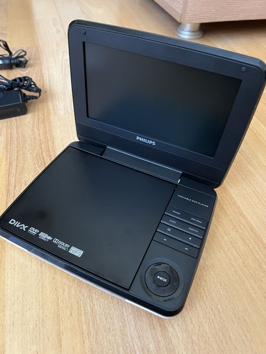 Преносим DVD / CD плеър Philips