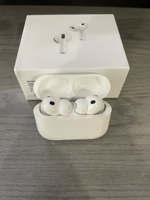 AirPods Отличное состояние.