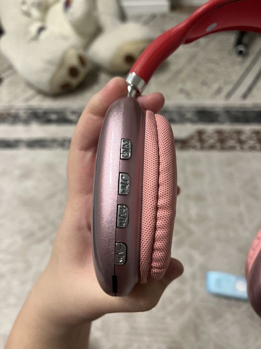 Наушник безпроводной