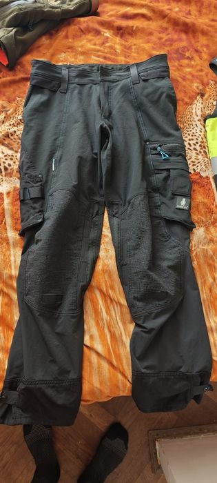 Compleu Vestă+ Pantaloni Mascot noi