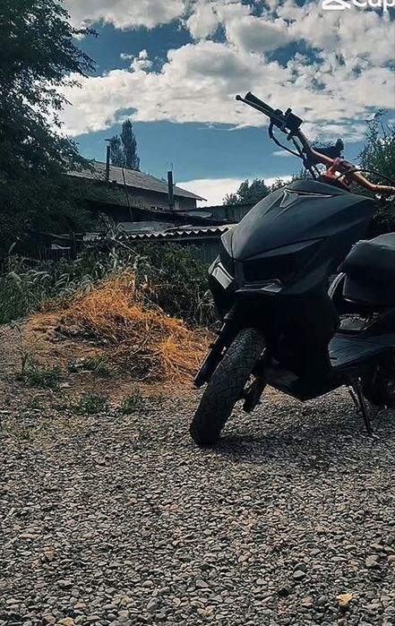 Продам мопед м8 про