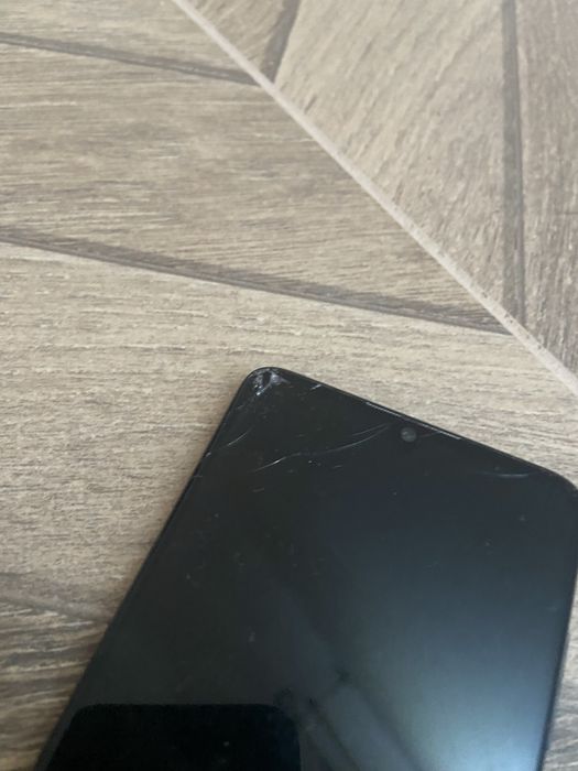 Huawei P30 128GB Functional display fisurat