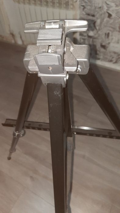 Предлагается штатив желающим.