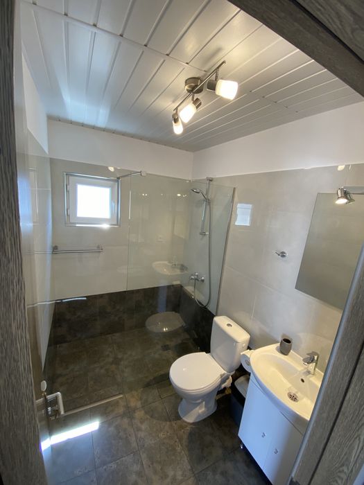 Inchiriez casute pe termen lung