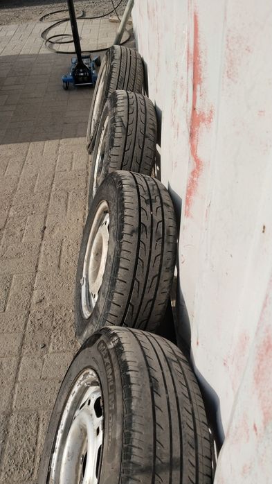 Продам шины в сборе